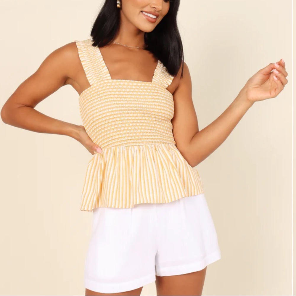 NWT Petal+Pup Desiree Peplum Top in Yellow